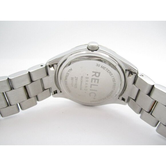 Women Relic Quartz WR Analog 34mm Dial Causal Round Watch (G636) - Picture 3 of 10